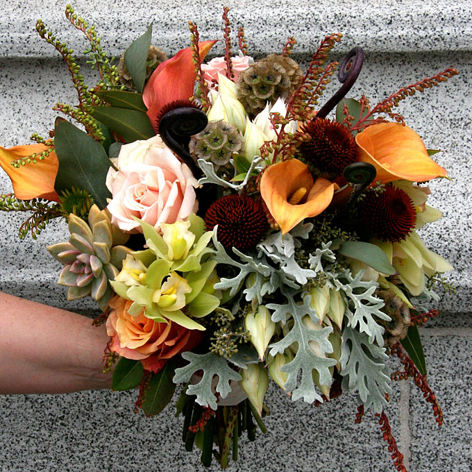 Fall wedding flowers and foliage