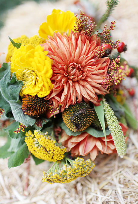 Fall wedding flowers with berries and foliage
